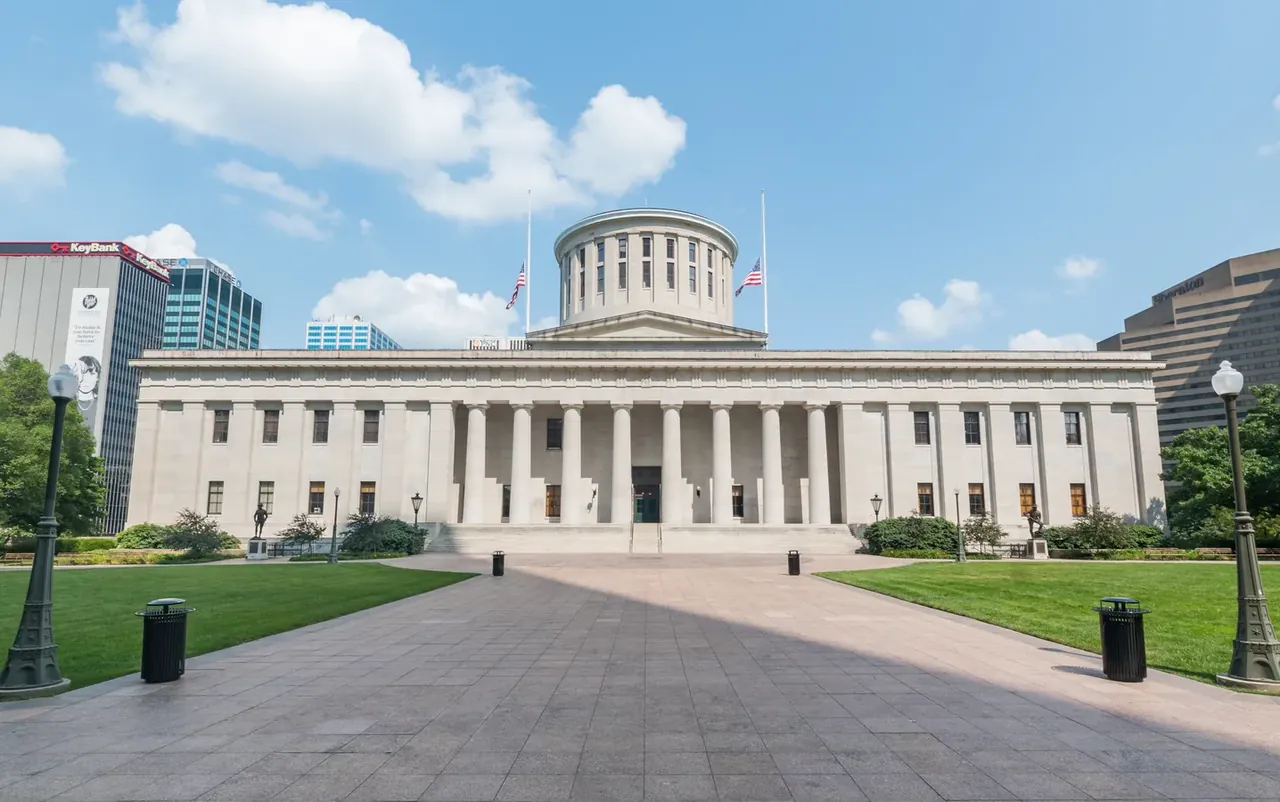 Ohio Statehouse exterior.